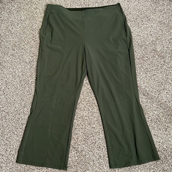 Athleta army green pants size 18 - Picture 4 of 10